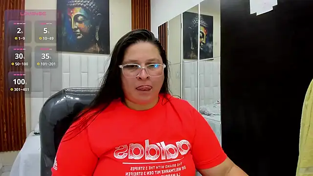 Snapshot of katty_femdom chatting on July 21, 10:06 am katty femdom online show from July 21, 10:06 am