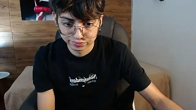 Snapshot of jhoellx chatting on November 19, 7:36 pm jhoellx online show from November 19, 7:36 pm