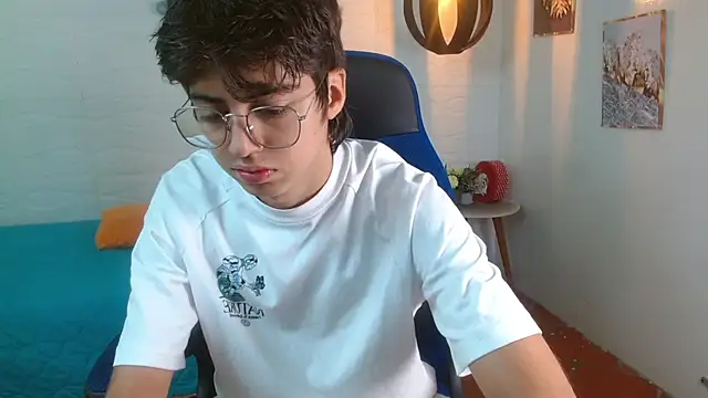 Snapshot of jhoellx chatting on November 23, 1:00 pm jhoellx online show from November 23, 1:00 pm