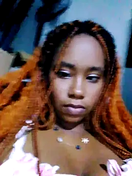 Snapshot of diabla_sexyboobs chatting on October 10, 3:38 am diabla sexyboobs online show from October 10, 3:38 am