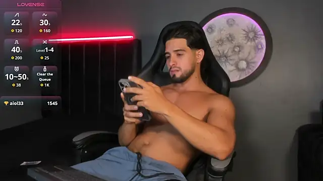 khriss brown online show from November 15, 12:41 am