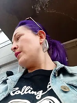 sophie banger online show from November 8, 9:13 pm