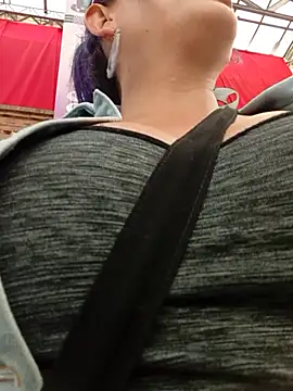 sophie banger online show from February 3, 10:37 pm