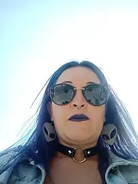 sophie banger online show from February 27, 7:25 pm