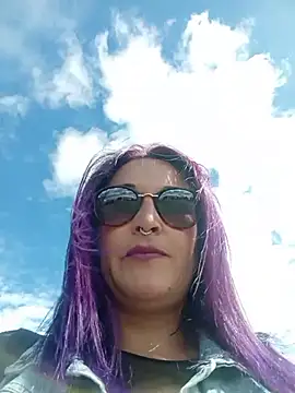 Snapshot of sophie_banger chatting on July 7, 8:02 pm sophie banger online show from July 7, 8:02 pm