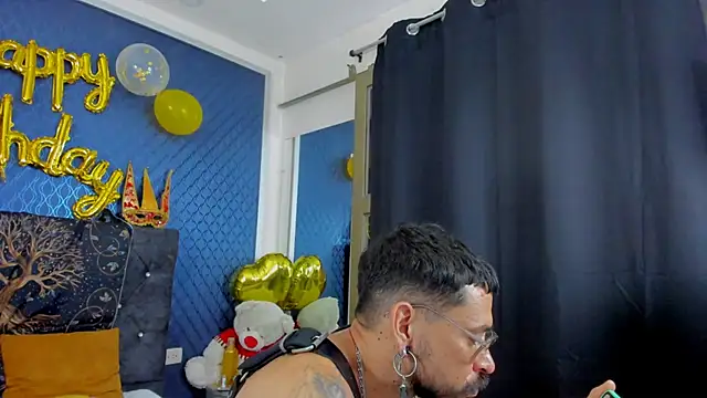 leondevereda online show from February 21, 2:28 am