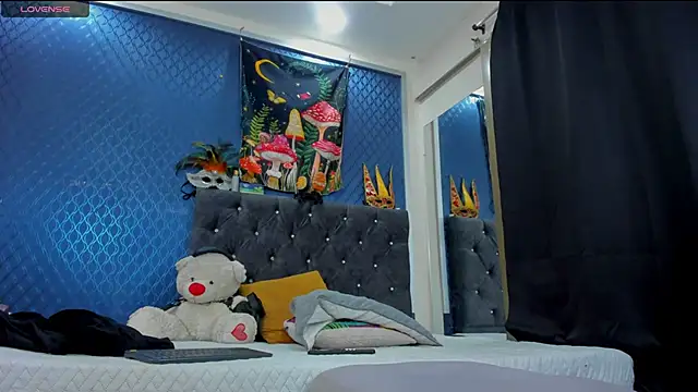 leondevereda online show from March 14, 7:34 pm