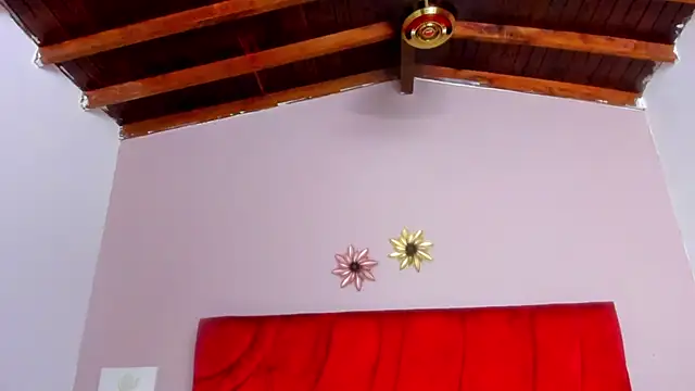 Snapshot of jhonjairo85_ chatting on February 3, 3:53 am jhonjairo85 online show from February 3, 3:53 am