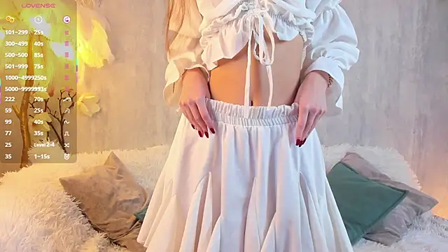 PetraBawden online show from February 24, 8:17 am