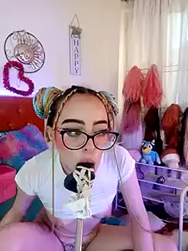 Yennastone online show from December 21, 8:10 pm