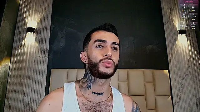 Snapshot of Marcelo_ruiz_ chatting on May 5, 1:13 am Marcelo ruiz online show from May 5, 1:13 am