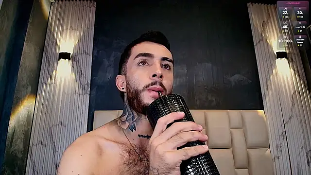Snapshot of Marcelo_ruiz_ chatting on June 11, 1:31 pm Marcelo ruiz online show from June 11, 1:31 pm