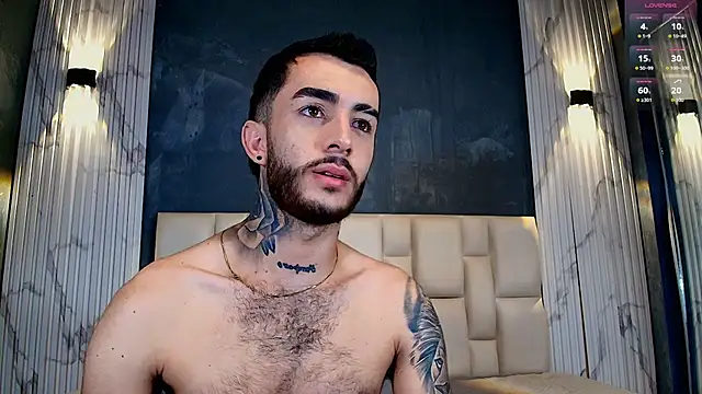 Snapshot of Marcelo_ruiz_ chatting on June 23, 12:25 pm Marcelo ruiz online show from June 23, 12:25 pm