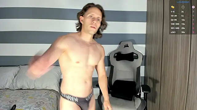 Snapshot of ianandjosephx chatting on January 12, 5:13 am ianandjosephx online show from January 12, 5:13 am