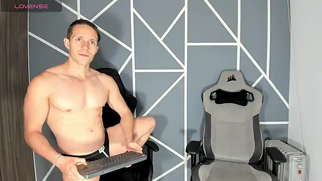 Snapshot of ianandjosephx chatting on January 31, 6:02 am ianandjosephx online show from January 31, 6:02 am