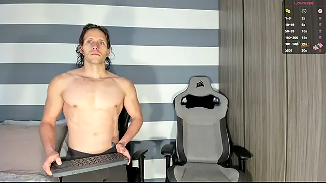 Snapshot of ianandjosephx chatting on February 23, 1:42 pm ianandjosephx online show from February 23, 1:42 pm