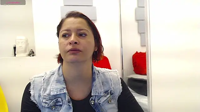 eva twiss online show from November 10, 12:04 pm