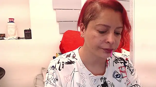 Snapshot of eva_twiss chatting on July 13, 1:47 pm eva twiss online show from July 13, 1:47 pm