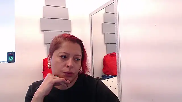Snapshot of eva_twiss chatting on July 15, 12:21 pm eva twiss online show from July 15, 12:21 pm