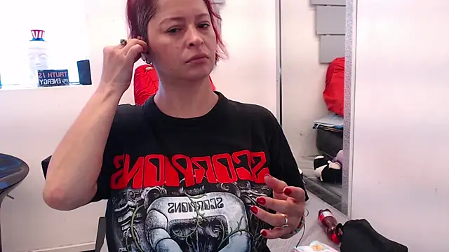 Snapshot of eva_twiss chatting on July 29, 1:09 pm eva twiss online show from July 29, 1:09 pm