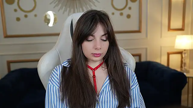 Snapshot of Alisa054 chatting on January 22, 7:57 am Alisa054 online show from January 22, 7:57 am