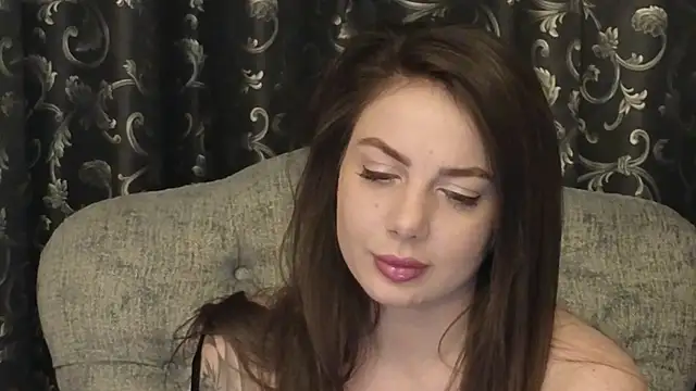 Snapshot of Alisa054 chatting on November 11, 2:33 am Alisa054 online show from November 11, 2:33 am