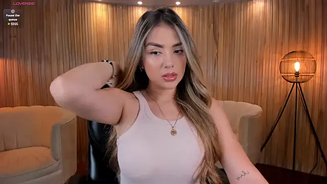 Snapshot of ChloePreston_ chatting on January 28, 10:45 am ChloePreston  online show from January 28, 10:45 am