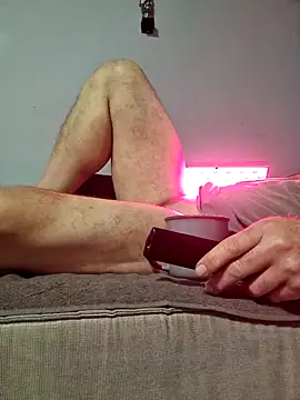 Snapshot of dickinyouto chatting on February 3, 9:30 am dickinyouto online show from February 3, 9:30 am