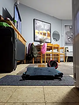 dickinyouto online show from November 17, 6:03 pm