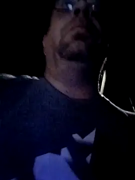 Snapshot of Exhibitionist040577 chatting on December 7, 7:38 am Exhibitionist040577 online show from December 7, 7:38 am