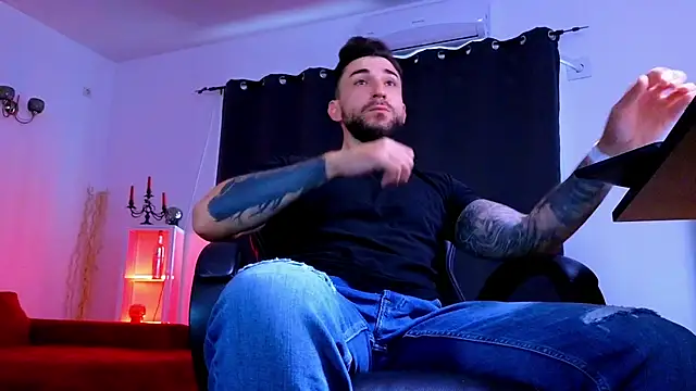 MightyAaron66 online show from July 10, 3:22 am