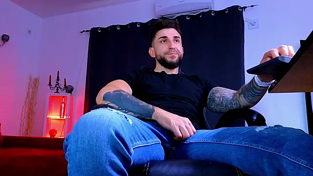 MightyAaron66 online show from July 16, 5:08 pm