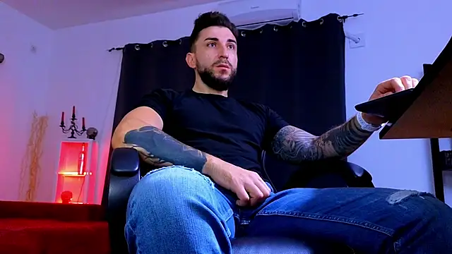 MightyAaron66 online show from July 23, 3:15 am