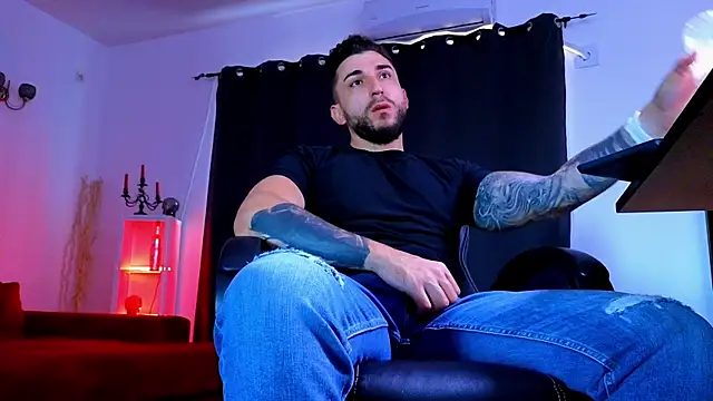 MightyAaron66 online show from August 2, 4:00 am