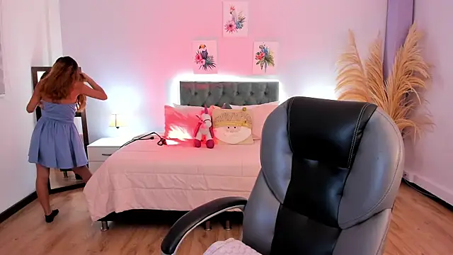 Tamy edwards online show from November 20, 7:57 pm