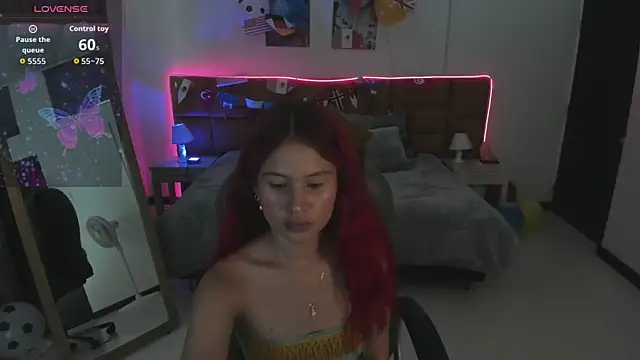 Snapshot of Tamy_edwards chatting on July 7, 8:13 pm Tamy edwards online show from July 7, 8:13 pm