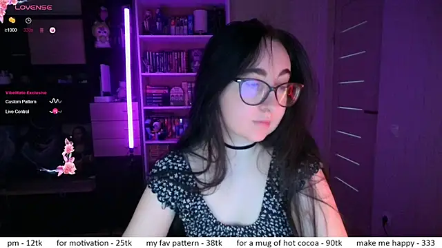 Snapshot of el_sweety chatting on June 23, 11:19 am el sweety online show from June 23, 11:19 am