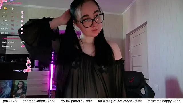 Snapshot of el_sweety chatting on June 30, 10:27 am el sweety online show from June 30, 10:27 am