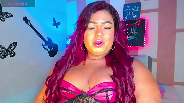 Snapshot of OpraxBellinda chatting on June 19, 3:22 am OpraxBellinda online show from June 19, 3:22 am