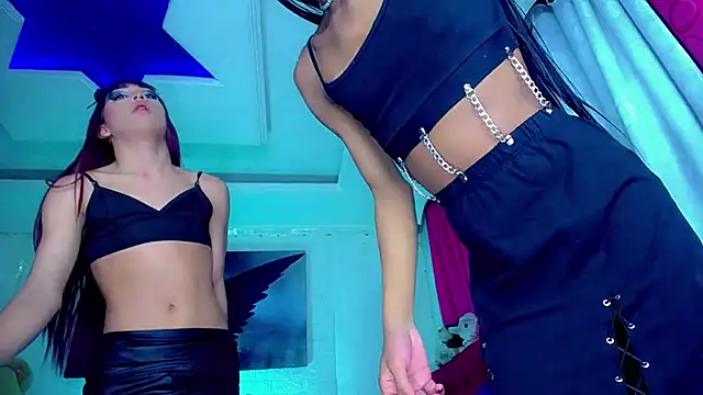 NahomiCamper online show from February 13, 6:20 am