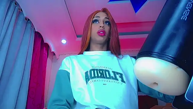 NahomiCamper online show from January 14, 12:55 pm