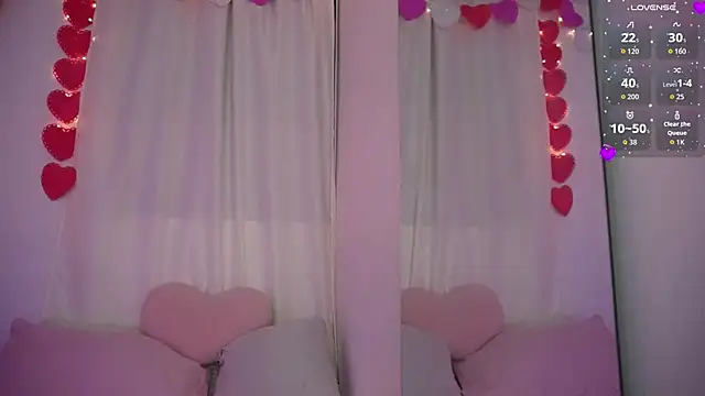 Snapshot of AbyWhitee chatting on April 9, 2:55 am AbyWhitee online show from April 9, 2:55 am
