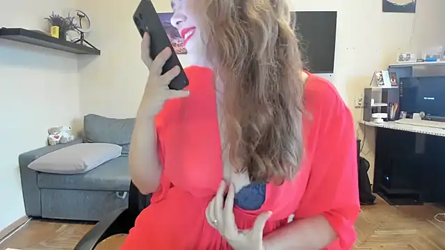 Snapshot of SofiaBells chatting on September 24, 10:07 am SofiaBells online show from September 24, 10:07 am