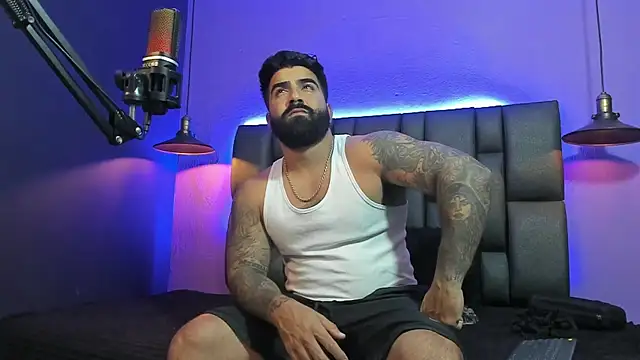 Lyon vach online show from February 22, 9:46 pm