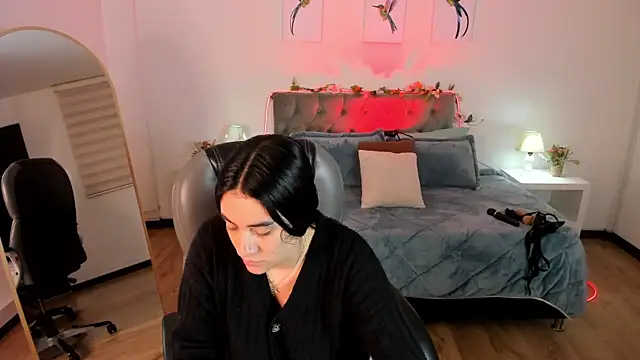 Icysweetcam online show from May 2, 11:37 am