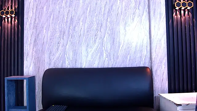 Snapshot of Molly_Spears chatting on December 4, 7:44 pm Molly Spears online show from December 4, 7:44 pm