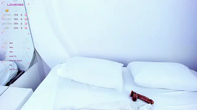 NanaOsaky online show from March 10, 3:52 pm