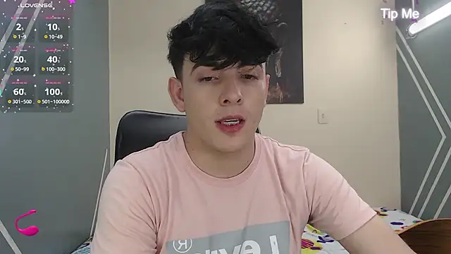 nolan twink1 online show from December 5, 5:50 pm