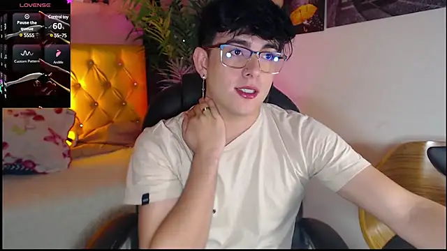 nolan twink1 online show from January 5, 6:02 pm