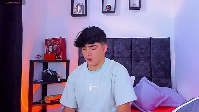 nolan twink1 online show from October 9, 3:21 pm